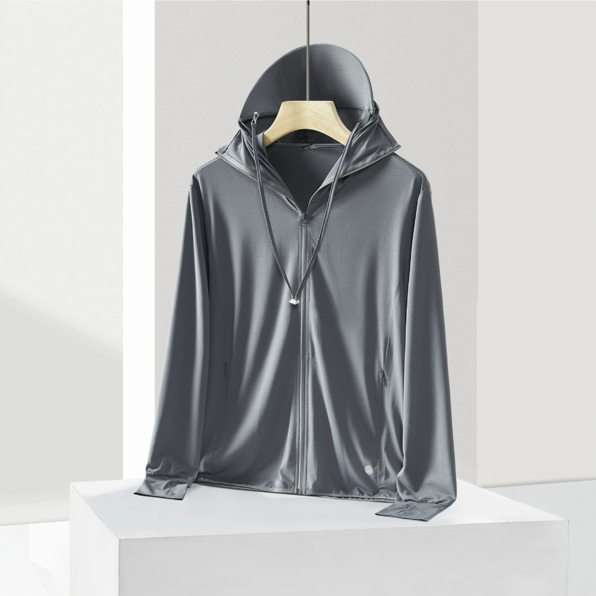 Солнцезащитный крем мужской 2025 новый летний повседневный пиджак с капюшоном Солнцезащитный крем мужской и женский кожух мужской и женский парный пиджак