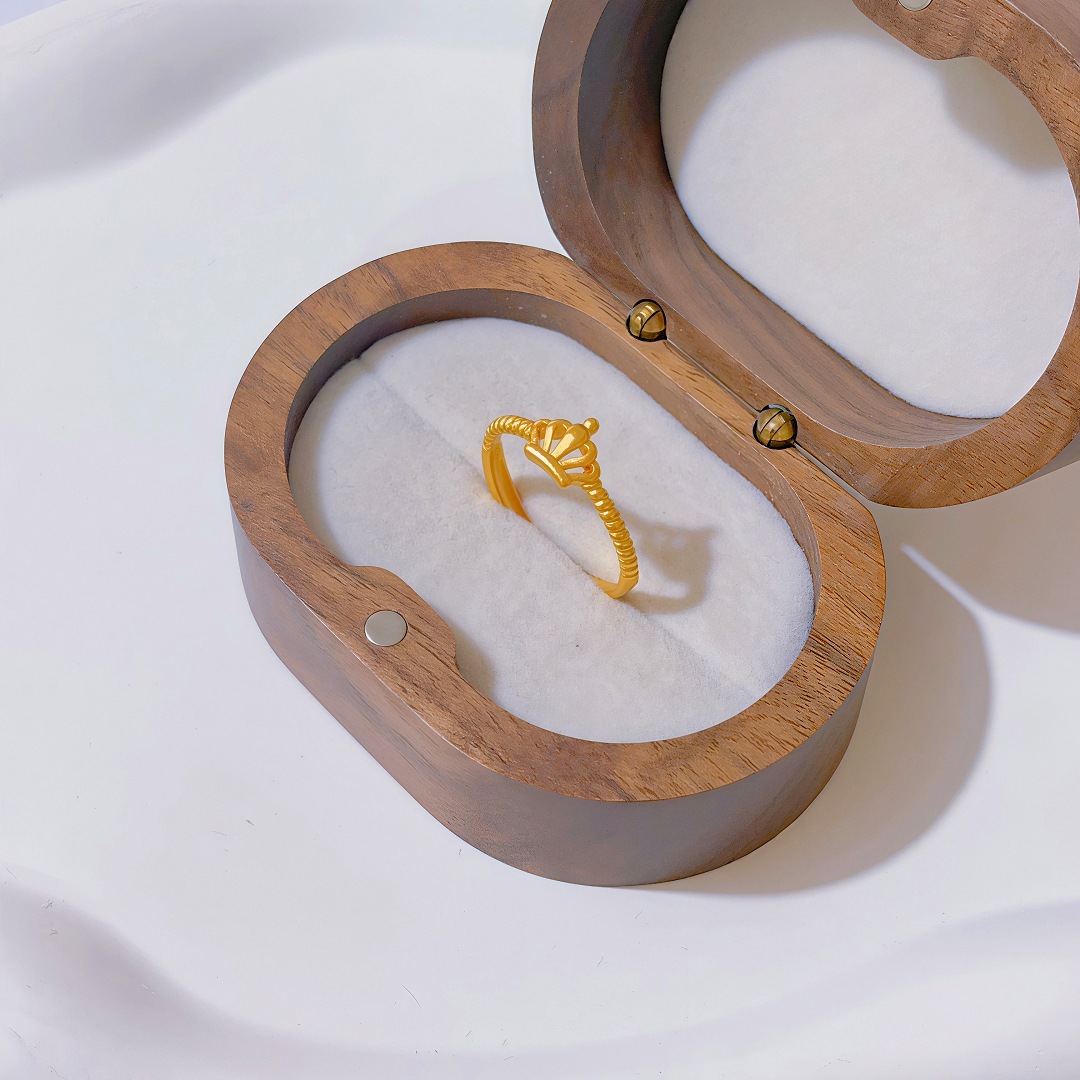 Crown ring
