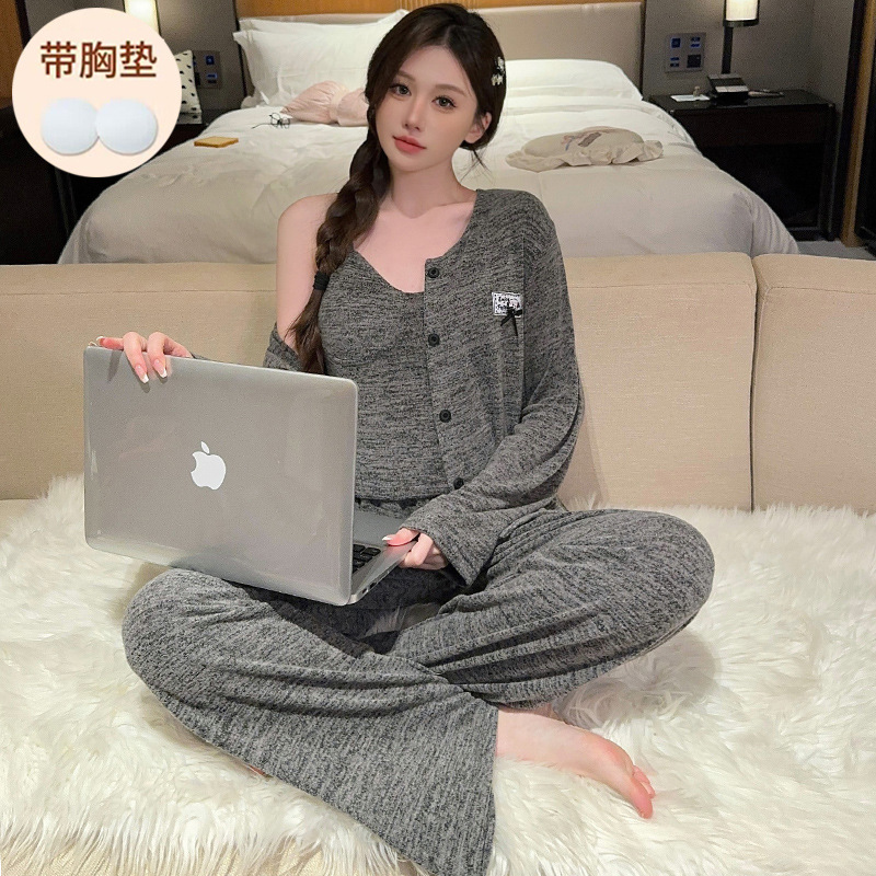 抖音网红睡衣秋冬季吊带三件套带胸垫绵羊绒外套可外穿家居服套装