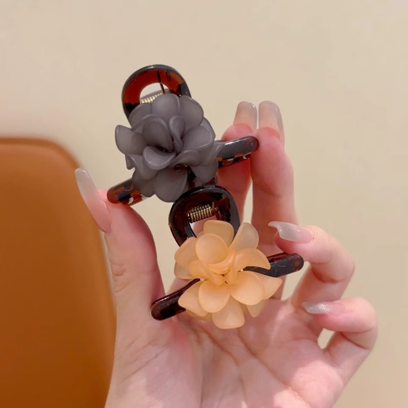 Clips de agarre de flores tridimensionales para niños lindos clips de cabello de mitad de frangeo 2024 nueva tarjeta de cabello de niña pequeña clips lateral