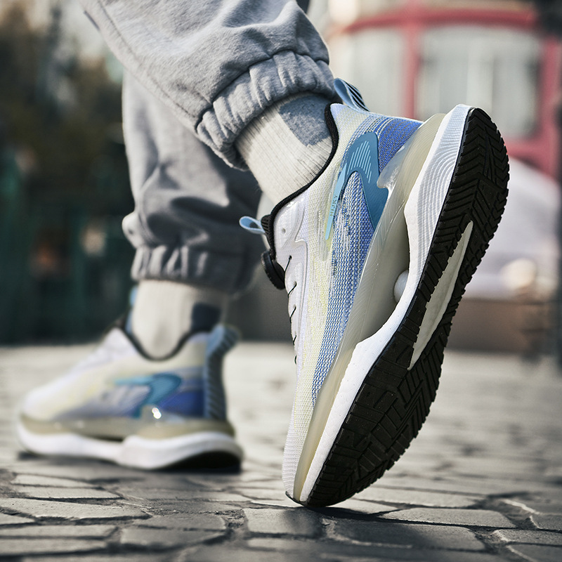 Zapatos Quanzhou 2025 nuevos zapatos de moda zapatos deportivos casuales de hombre botón giratorio zapatos de carrera ligeros juveniles zapatos para hombres