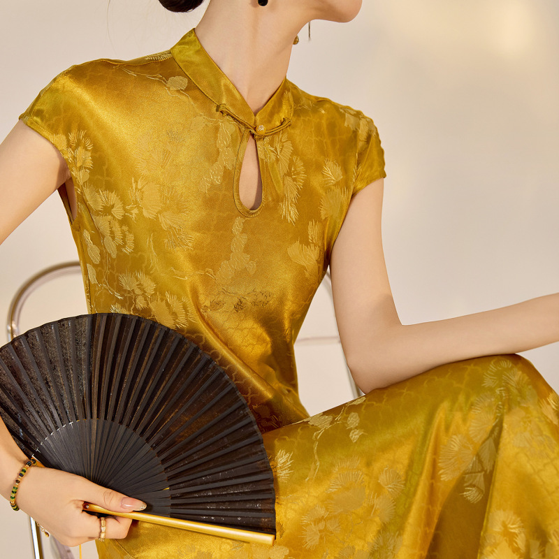 Summer National Style Embroidered Design Improved Cheongsam Dress Retro New Chinese Style Sleeveless Embroidered Dress Zx Model N6054