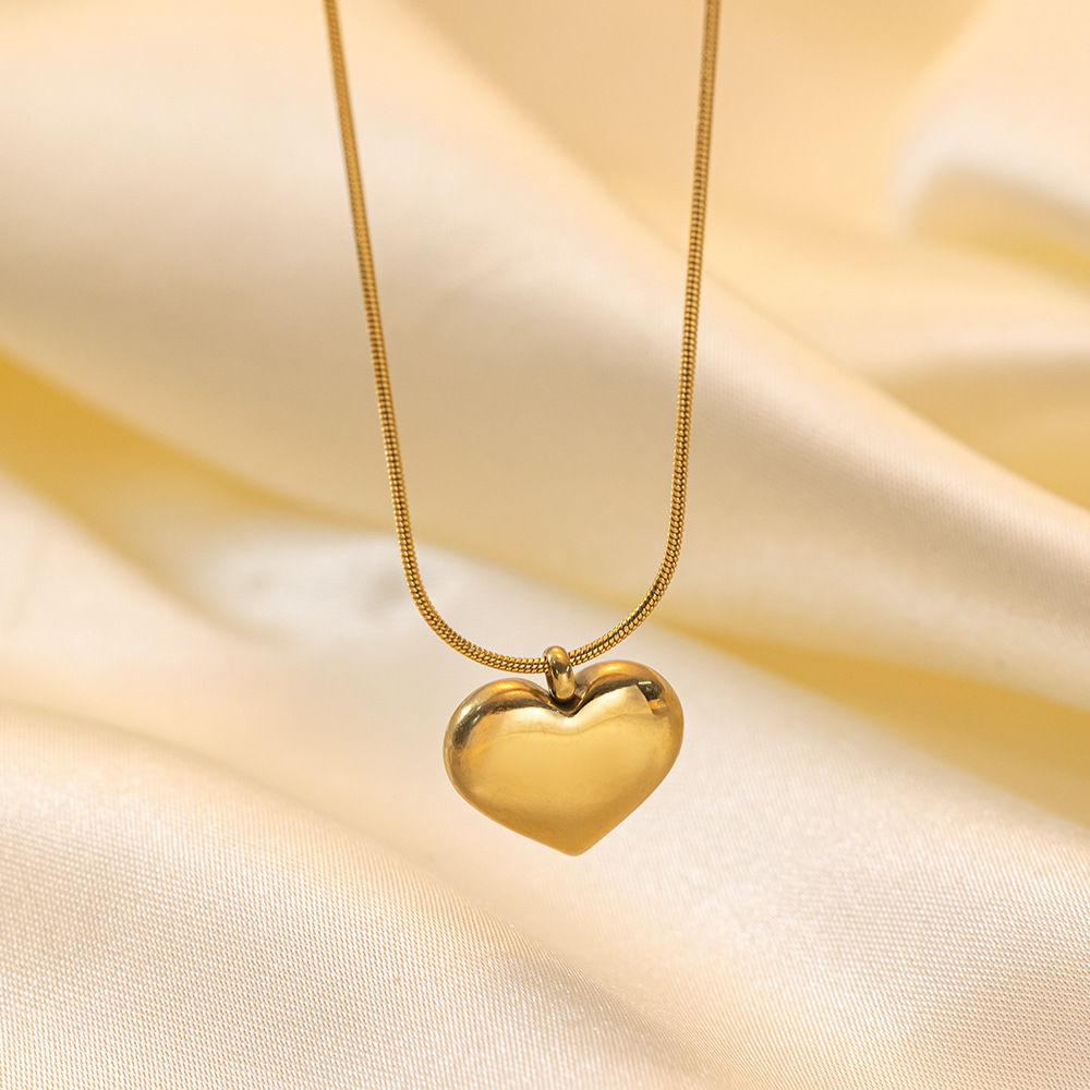 8g Weight PVD Coated Gold Plating Process 18K Real Gold Plated Plating Material 304 Stainless Steel Pendant Material Layered Necklaces, Pendant Necklace Classification 304 Stainless Steel Chain Material Paperclip Chain, cable chain, Twisted Rope Chain Chain Type 1 Piece Quantity Casual, Daily, Date Occasion 304 Stainless Steel Material Heart Shape Pattern Women's Gender Sweet, IG Style Style Plating Craft Heart Shape Titanium Steel Sweet IG Style Layered Necklaces Pendant Necklace 8