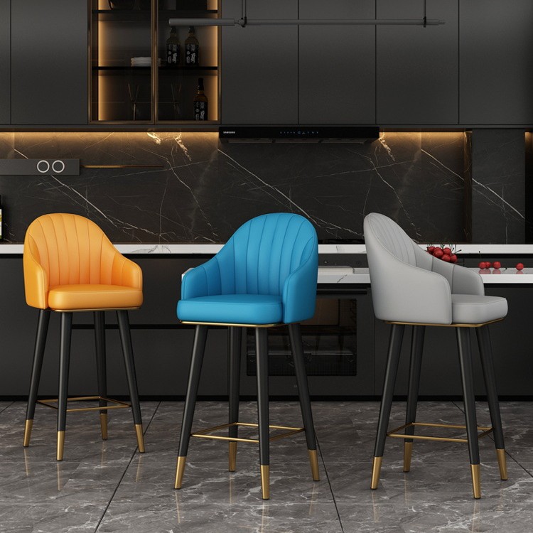 Silla de bar de lujo ligera, silla de cuatro patas, taburetes altos modernos y simples, cajero de bar, taburetes altos.