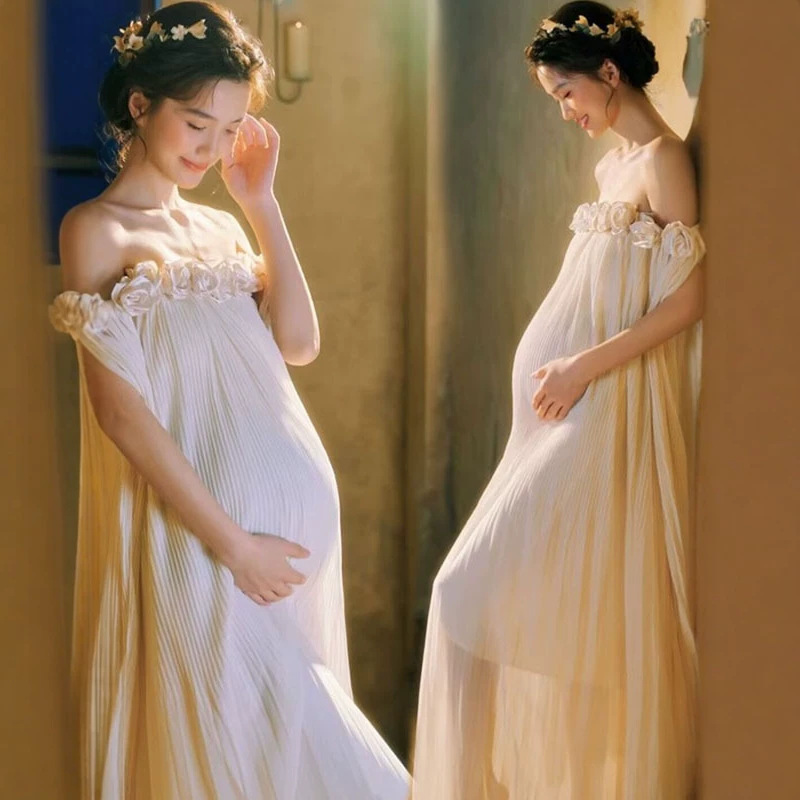 2026 New Studio Maternity Photography Outfits with a French Vibe for Indoor Belly Photoshoots at Home