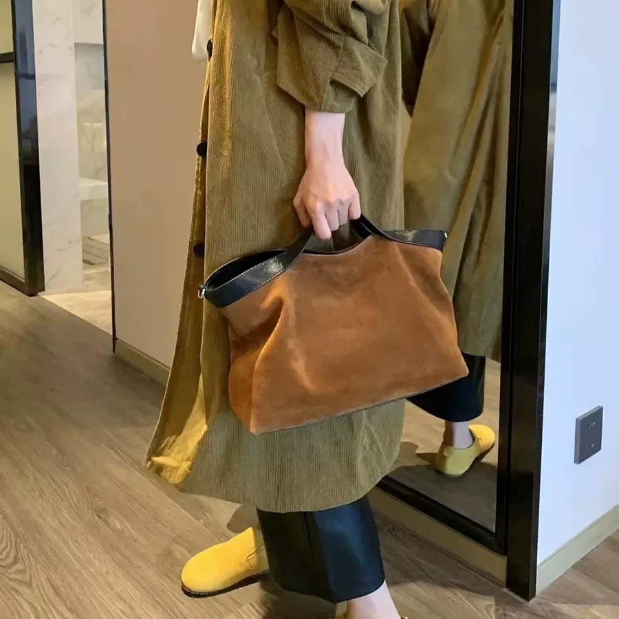 真皮女包2025秋冬新款磨砂牛皮托特包简约百搭手提通勤包斜挎大包