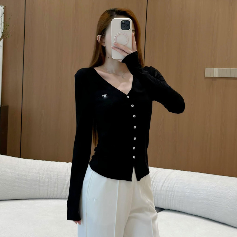 Pure Desire Style V-neck Long Sleeve Cardigan for Women, with Side Pleats, Slim Fit, Thin and Figure-Flattering, Early Autumn Base Layer T-shirt Pure Desire Style V-neck Long Sleeve Cardigan for Women, with Side Pleats, Slim Fit, Thin and Figure-Flattering, Early Autumn Base Layer T-shirt