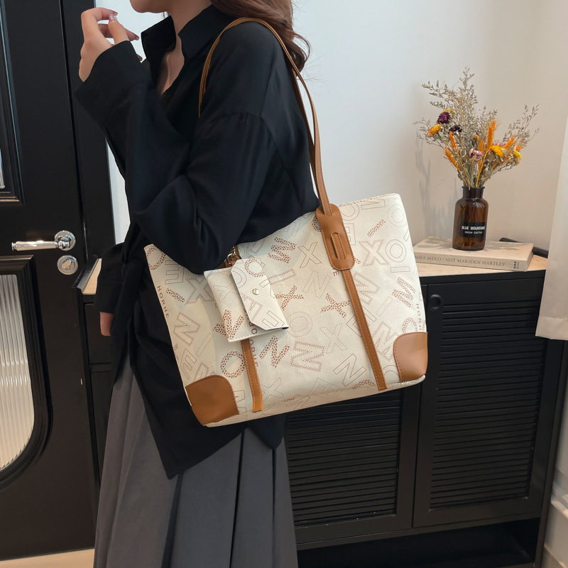 Bolso de mujer de comercio exterior 2025, nuevo tipo de bolso de hombro de moda retro, bolso de ocio de tres piezas, bolso de mujer, bolso de mano simple