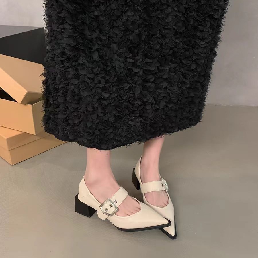 复古尖头玛丽珍小皮鞋女2025春秋新款韩版法式粗跟中跟乐福单鞋子