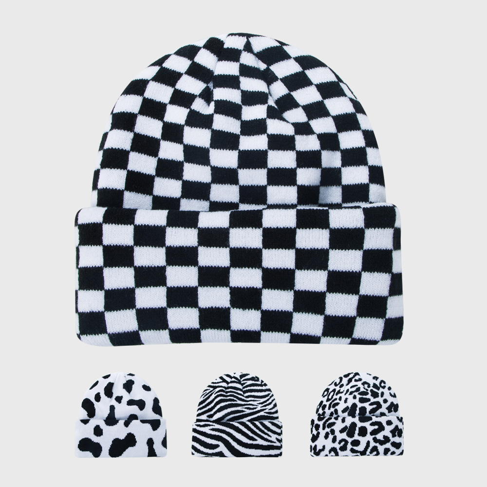 New Hat Warmth Fashion Retro Checkerboard Knitted Hat Korean Cold Hat display picture 1