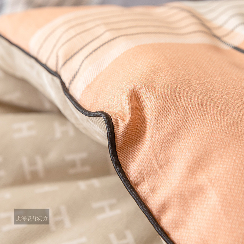 e28ceda5-f1a8-4c6e-9171-b70c3c131dbd.jpe