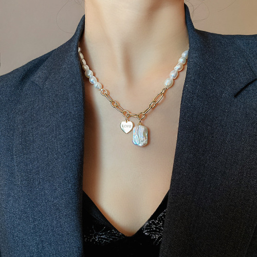 Square Freshwater Pearl Studded Heart Letter Necklace Korean Dongdaemun Fashion and Elegance Pendant Celebrity Necklace for Women