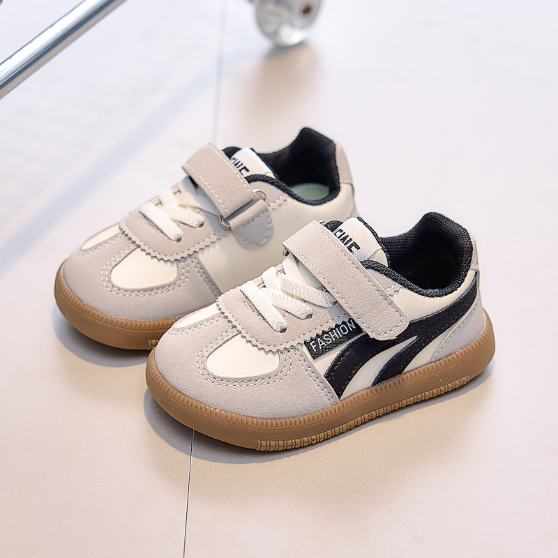 25 de otoño nuevos zapatos deportivos para niños zapatos de skate zapatos de suela suave para bebés zapatos casuales de estilo universitario para niños zapatos de entrenamiento moral