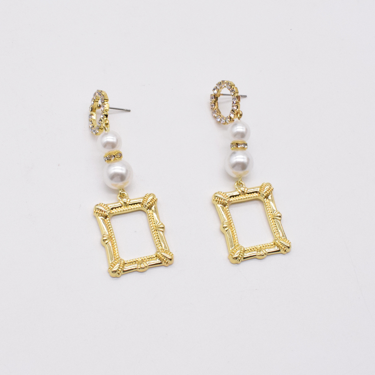 Wholesale Jewelry Long Square Pearl Geometric Pendant Earrings Nihaojewelry display picture 4