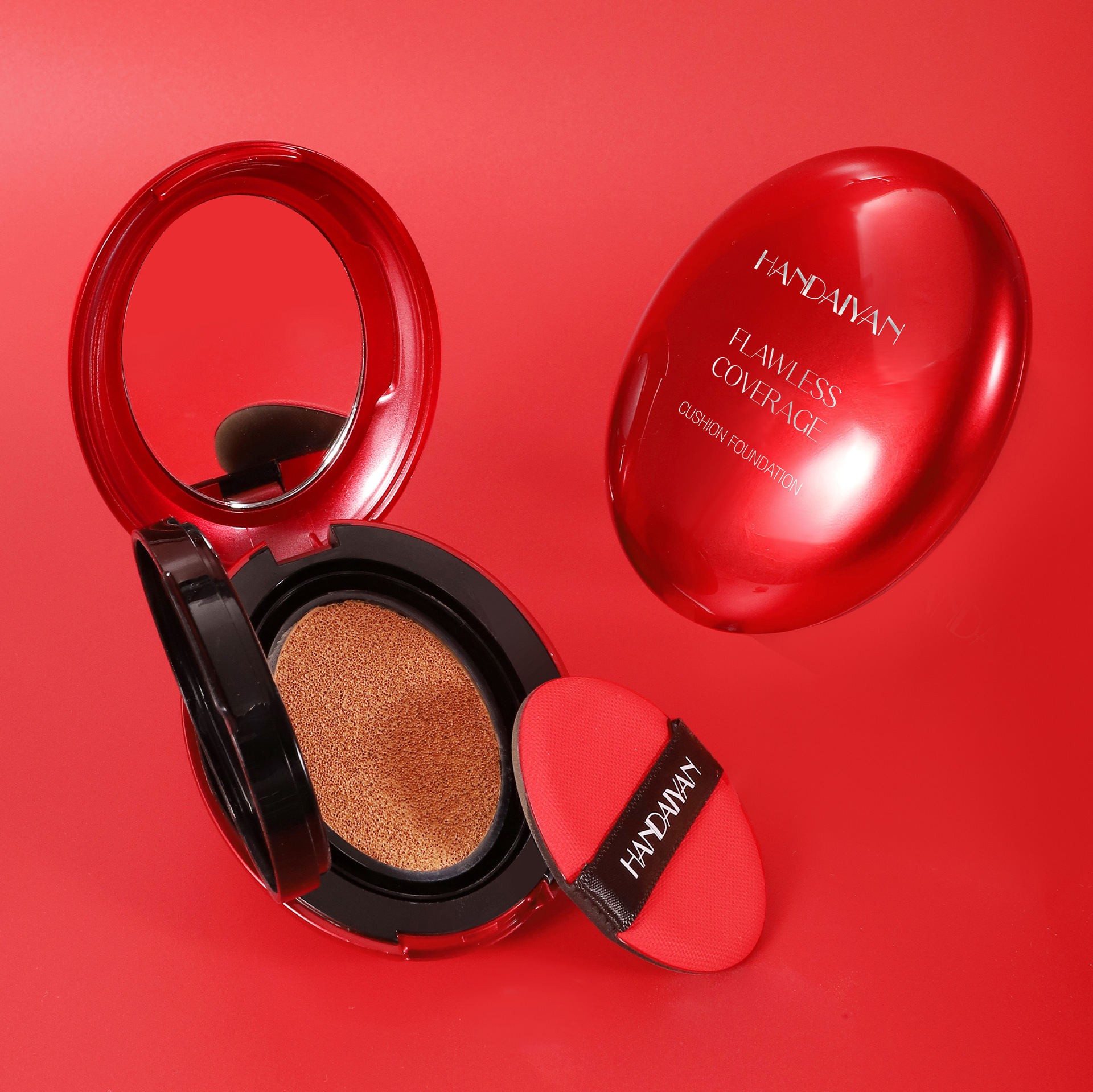 The cross-border foundation provides long-lasting concealer without smudge, and does not cause powder to stick on oily skin. The handaiyan red shell foundation does not come off undefined