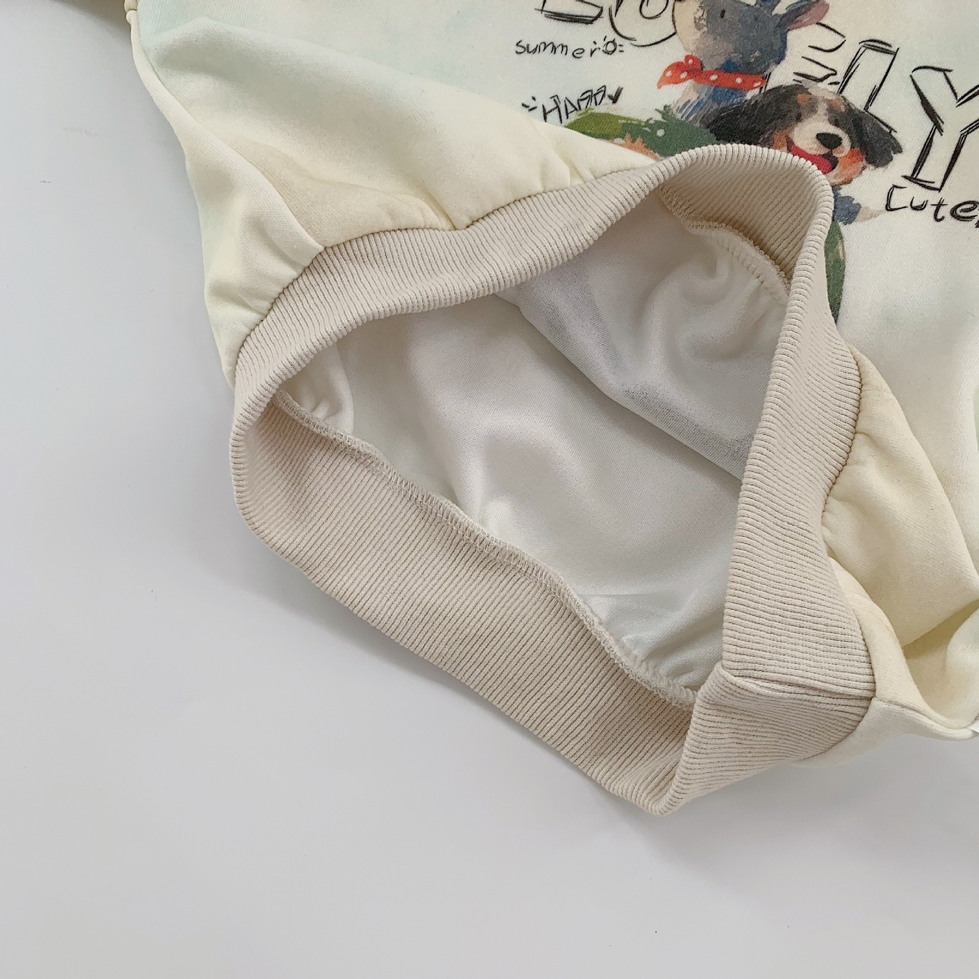 Mei Bao set de niños 2025 otoño lindos dibujos animados casuales de dos piezas + pantalones set de moda