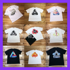クラシックハイストリートルーズファントム溶解三角形落書きプリント半袖Tシャツ男性と女性のための純綿パレス半袖