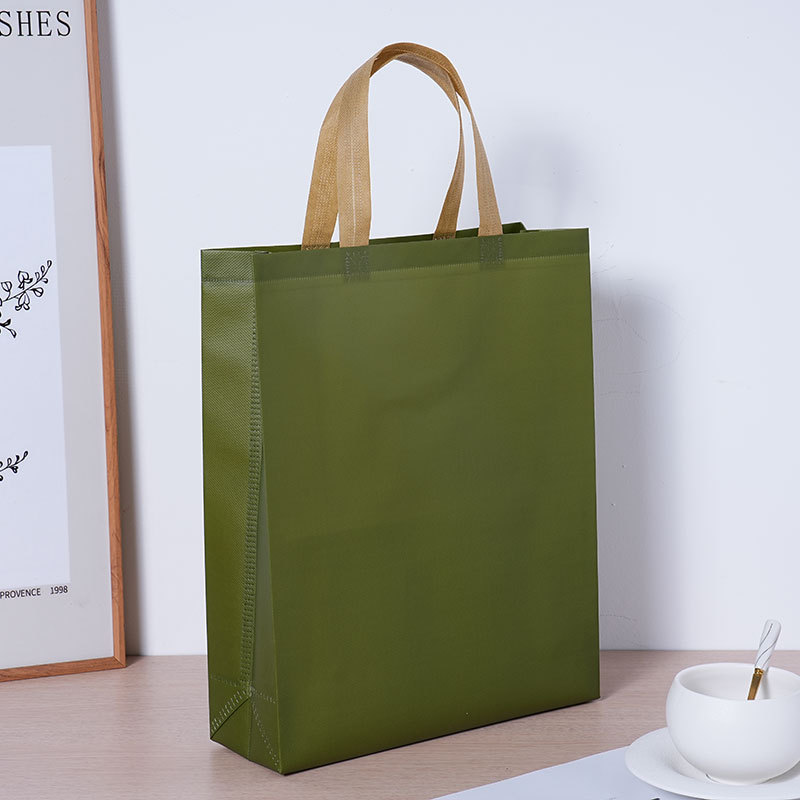 Bolsa de película no tejida ecológica bolsa de compras impermeable bolsas de color sólido bolsas de ropa bolsas de moda personalizadas bolsas de mano logo