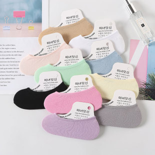 Summer Candy Color Ultra Thin Magic Socks Wholesale Women Invisible Velvet Boat Socks Versatile Breathable with Silicone