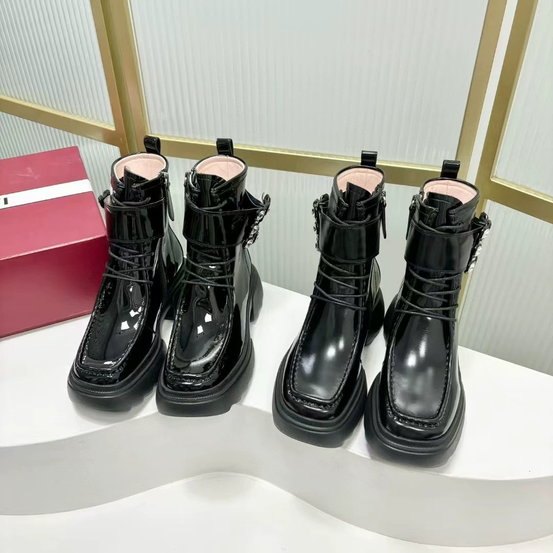 Высокое качество осенняя и зимняя кожаная квадратная голова ретро стразы квадратная пряжка шнуровка тонкая шнуровка с толстой подошвкой Martin сапоги короткие сапоги женские