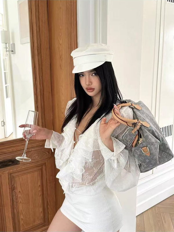 迷情法意 白色蕾丝上衣女夏薄款宽松长袖荷叶领系带衬衫+短裙|undefined