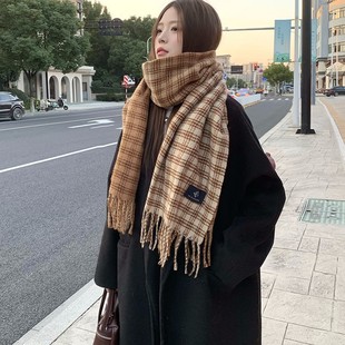 Korean Style Autumn and Winter Atmosphere Double-sided Line Plaid Scarf Women's 2024 New Warm All-match Retro Tassel Scarf