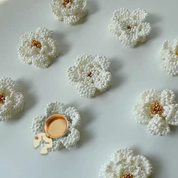 Chanel-style cream-colored white camellia handmade beaded tortoise shell button set for decorating shirts, cardigans, and sleeve buttons Chanel-style cream-colored white camellia handmade beaded tortoise shell button set for decorating shirts, cardigans, and sleeve buttons