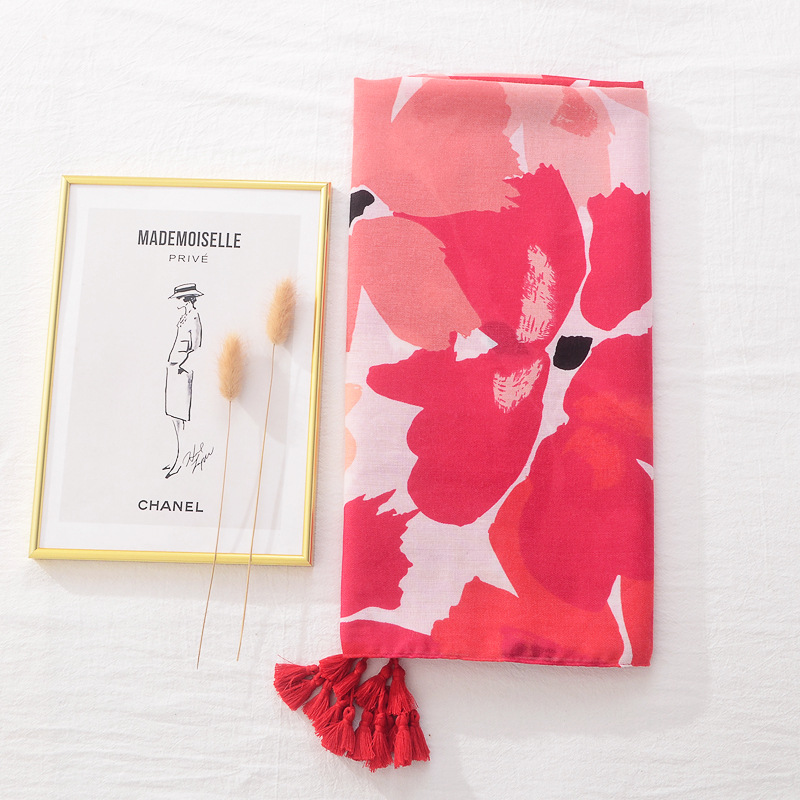Comercio exterior transfronterizo bufanda de primavera caliente bufanda de seda de las mujeres chal largo rojo floral algodón Lino sentir borla bufanda
