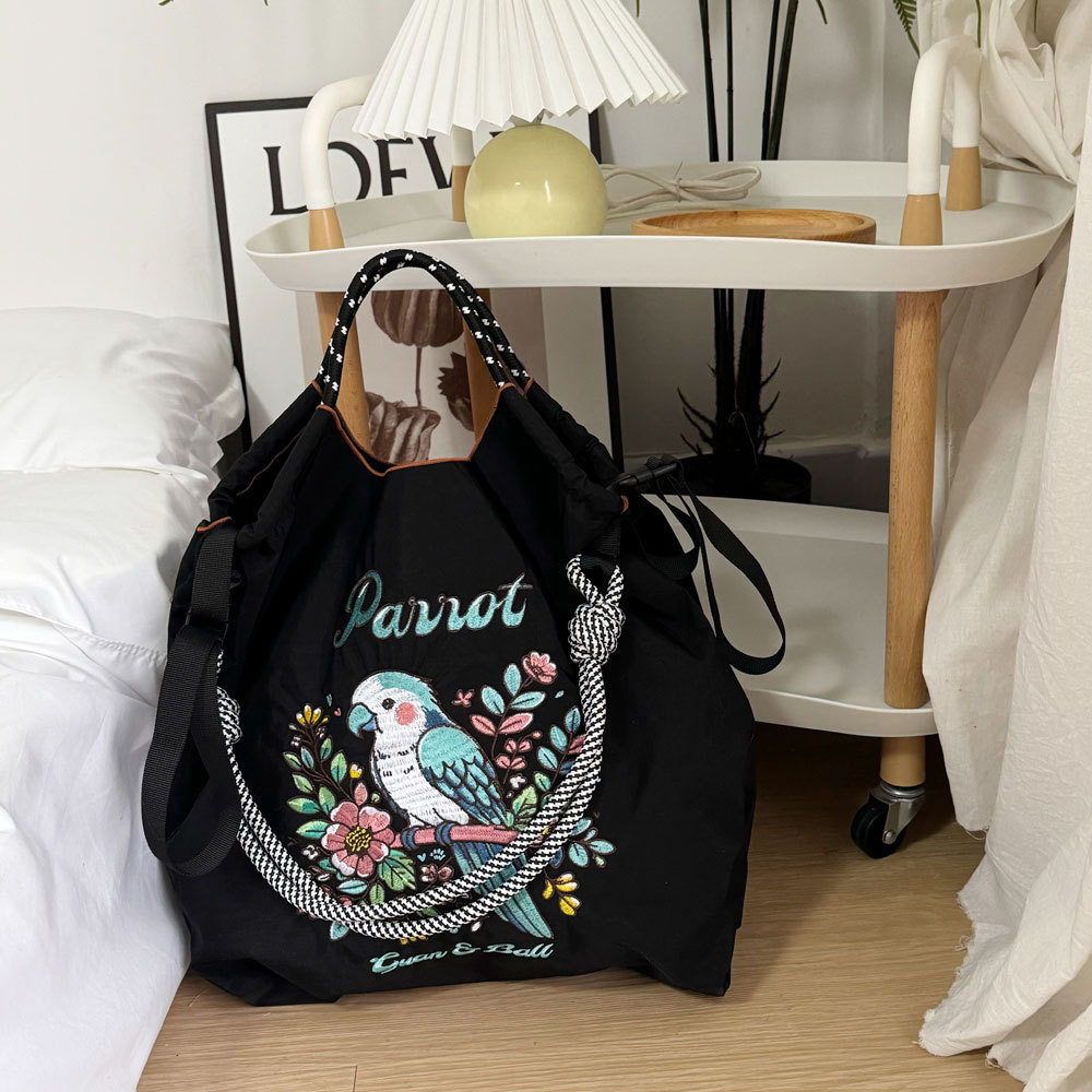 검은 앵무새-새로운 (어깨 끈없이)