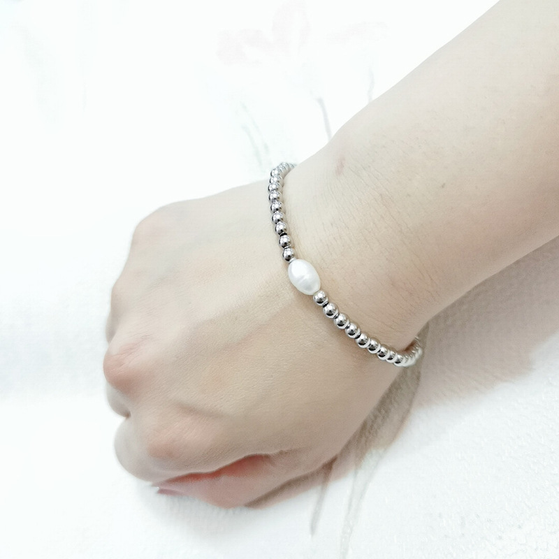 Elegant Round Stainless Steel Freshwater Pearl Plating Gold Plated Bracelets display picture 4