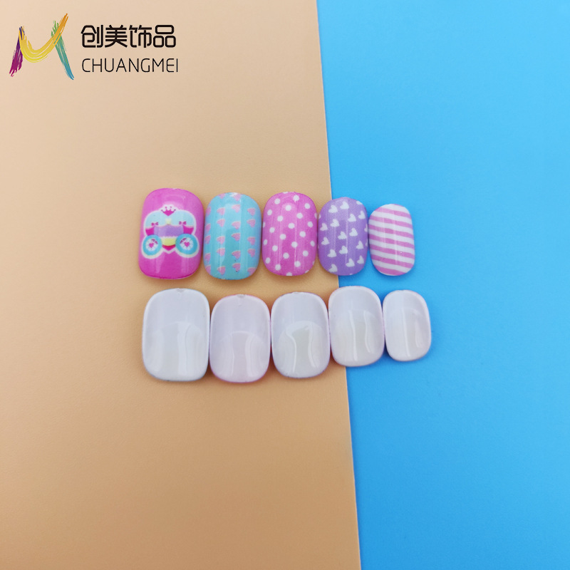 Children's Fake Nails, Removable Nail Art, Finished Cute Short Style Wearable Nails, Adhesive-Backed Nail Patches, Wearable Nail Pieces
