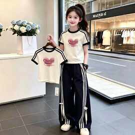 女童休闲运动套装夏季新款洋气爱心女大童蝴蝶结侧条休闲裤子短袖