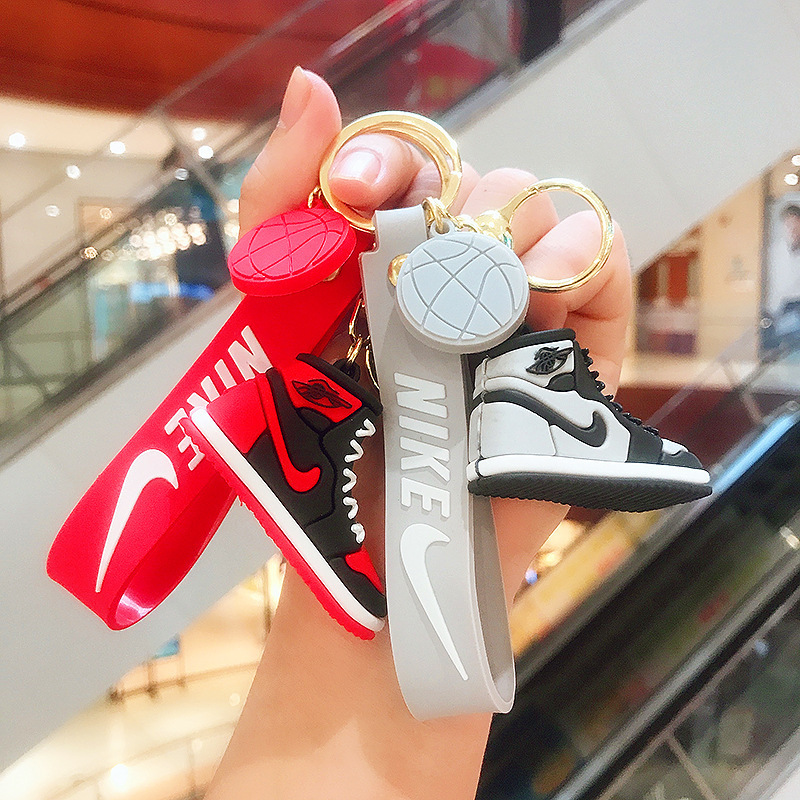 Student Aj Sneaker Keychain Nike Shoe Model Car Pendant Backpack Keychain Decoration Trendy Small Gifts Wholesale