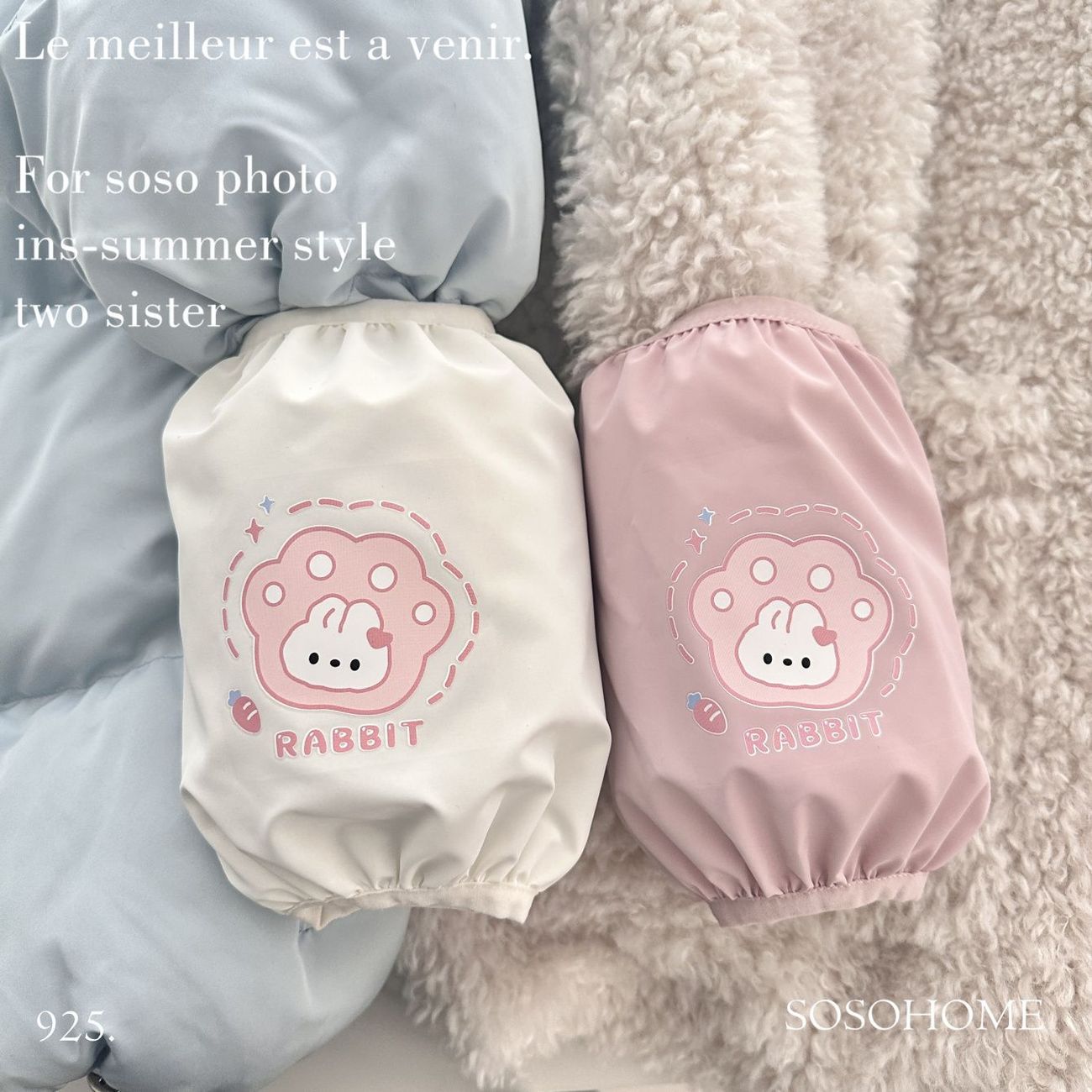 Cartoon rabbit sleeve covers for autumn and winter, designed to protect sleeves from dirt, suitable for students and office workers, long and loose-fitting, perfect for use with down jackets