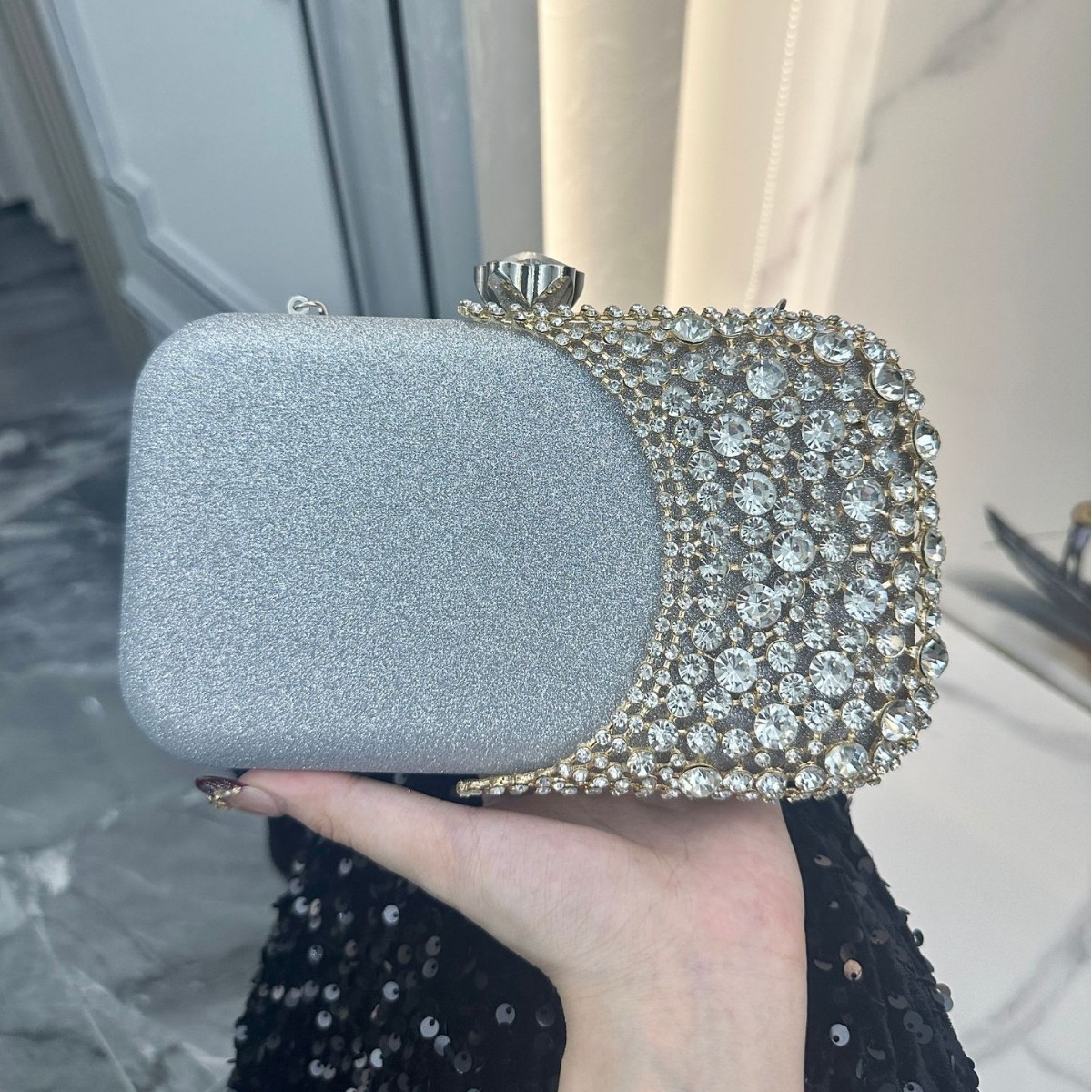 Pochette da sera da donna con strass borsa a tracolla elegante_voghion.com
