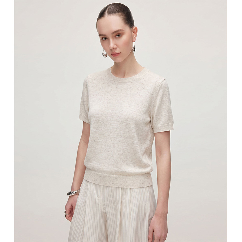 【Rong*Dingdan】Minimalist Style Short-Sleeve T-Shirt for Women, 2026 Model, Fashionable, Lightweight, Soft, Round-Neck, Versatile Knit Top