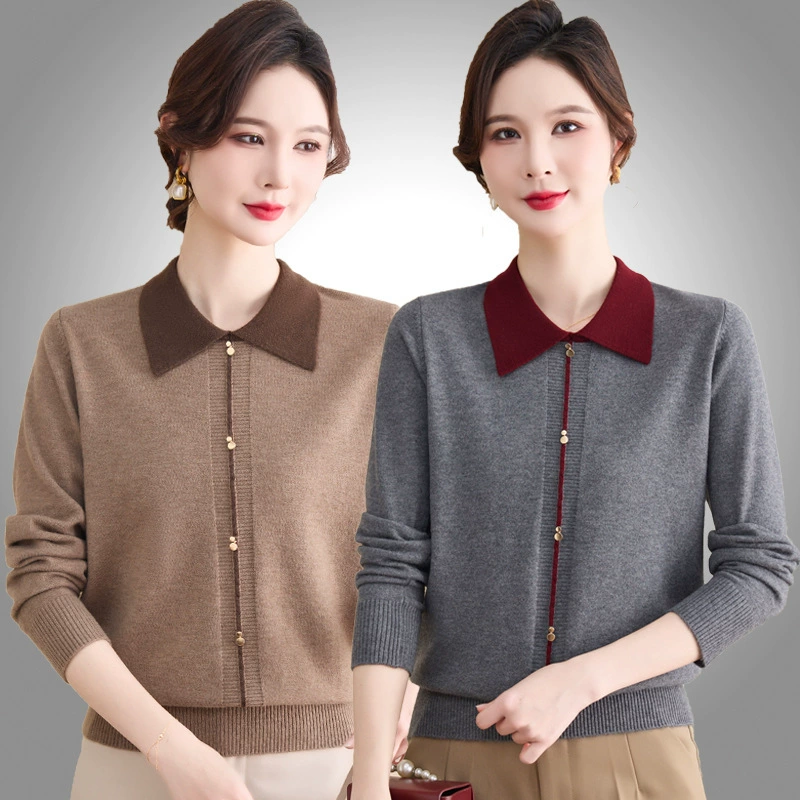 Женщина средних лет весна и осень с длинными рукавами трикотажная нижняя рубашка 2025 новый модный свитер кукольный воротник тонкая мама топ