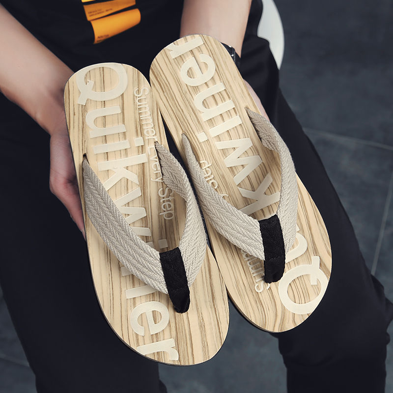 Men's Flip-Flops Summer 2026 New Fashion Outdoor Korean Style Trendy Non-Slip Beach Sandals for Men