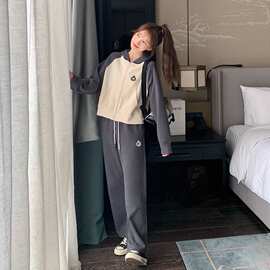 大码女装时尚洋气遮肉显瘦两件套女春秋季休闲运动套装胖mm300斤