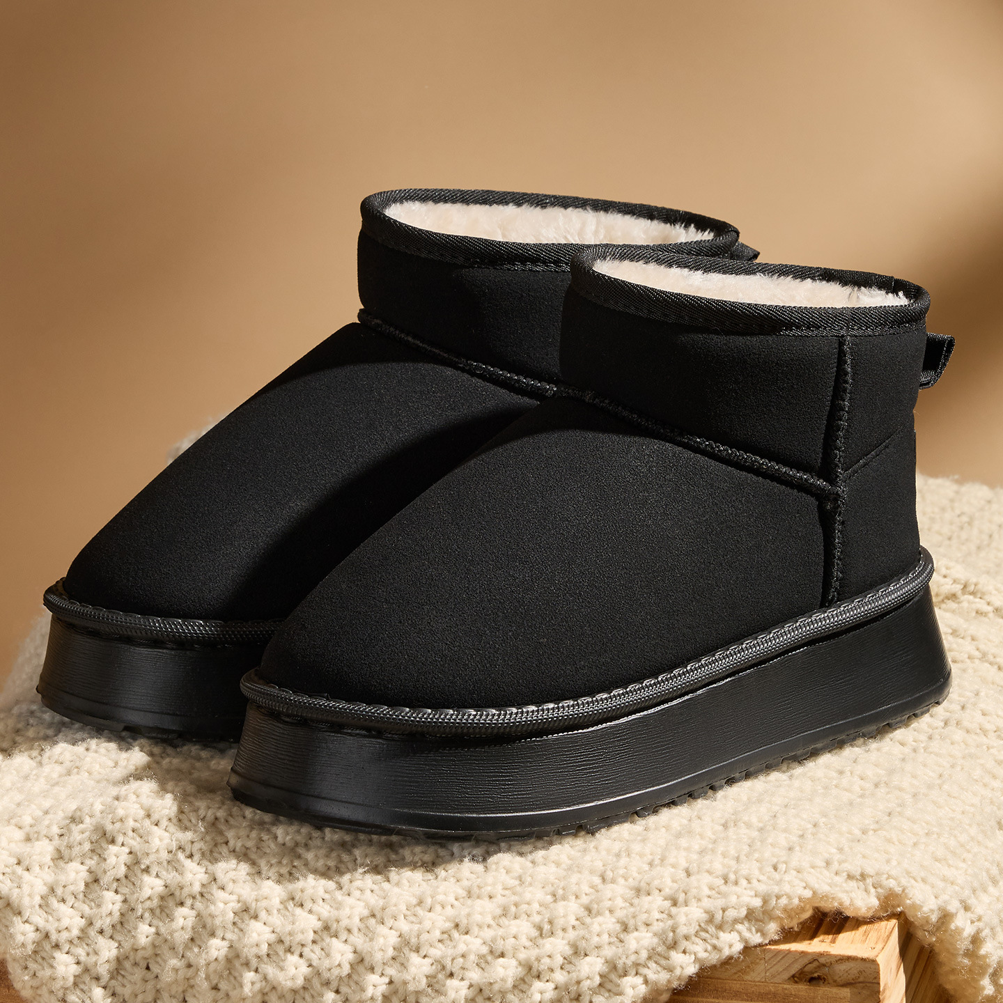Botas de nieve para mujeres 2026 nuevo invierno veludo antideslizante cálido pieles de fondo grueso una botas cortas zapatillas de algodón del noreste image 8