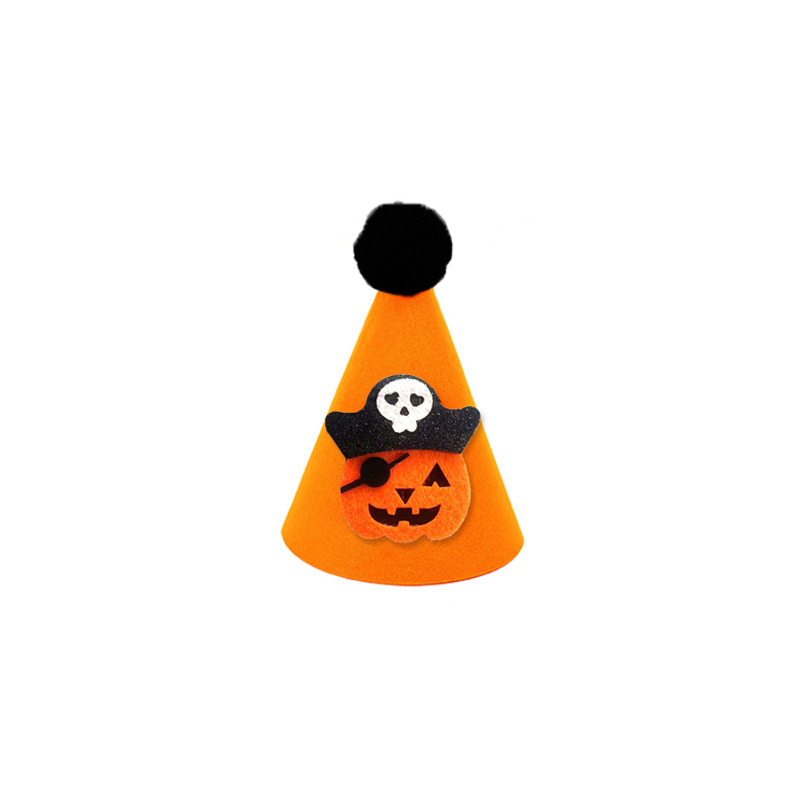 国境を越えたハロウィーンペットは帽子を飾ってペットの帽子を飾って道具のお化け祭りを飾る|undefined