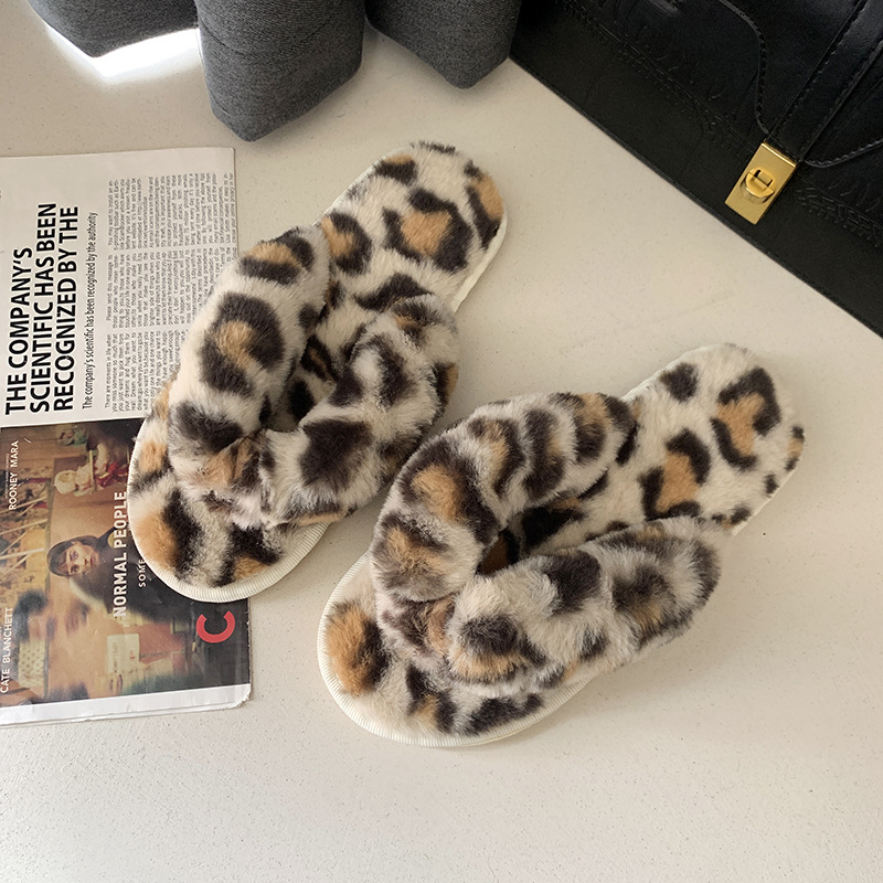 women’s furry leopard-print flip-flops home cotton slippers nihaostyles clothing wholesale NSKJX71218