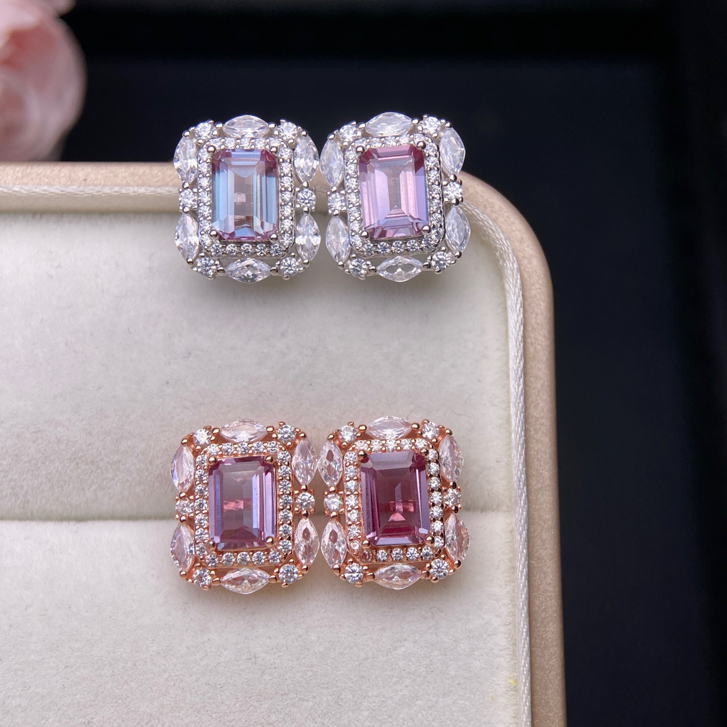 Alexander Earrings Feature a Strong Red-Green Color-Changing Effect and Are Crafted with S925 Silver