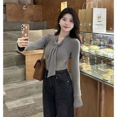 純欲風紅色2024t恤女秋冬韓版打底衫修身顯瘦短款燙領飄帶上衣潮