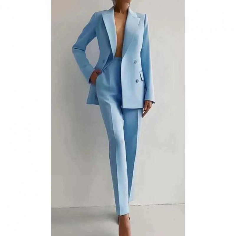 Модный повседневный деловой костюм