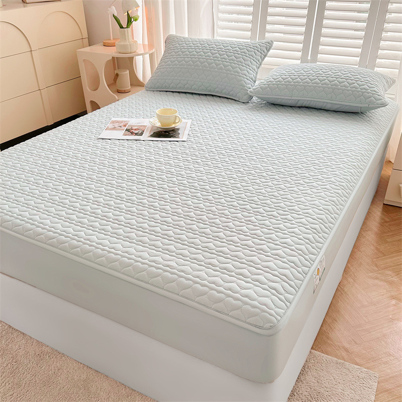 Al por mayor nueva clase A impermeable aislamiento de orina cubierta de cama acolchada engrosada Simmons colchón cubierta protectora simple color sólido colcha