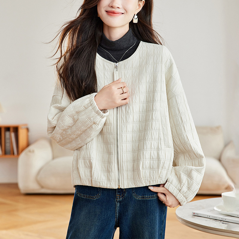 Short Round Neck Wrinkled Jacket for Women 2025 New Autum Korean Style Loose and Versatile Casual Zipper Jacket Top Trendy