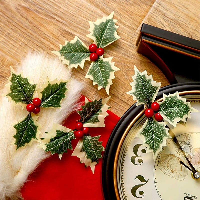 Christmas flower ring handmade DIY paste plug -in Christmas decoration simulation Little red fruit green leaf Christmas tree vine circle accessories