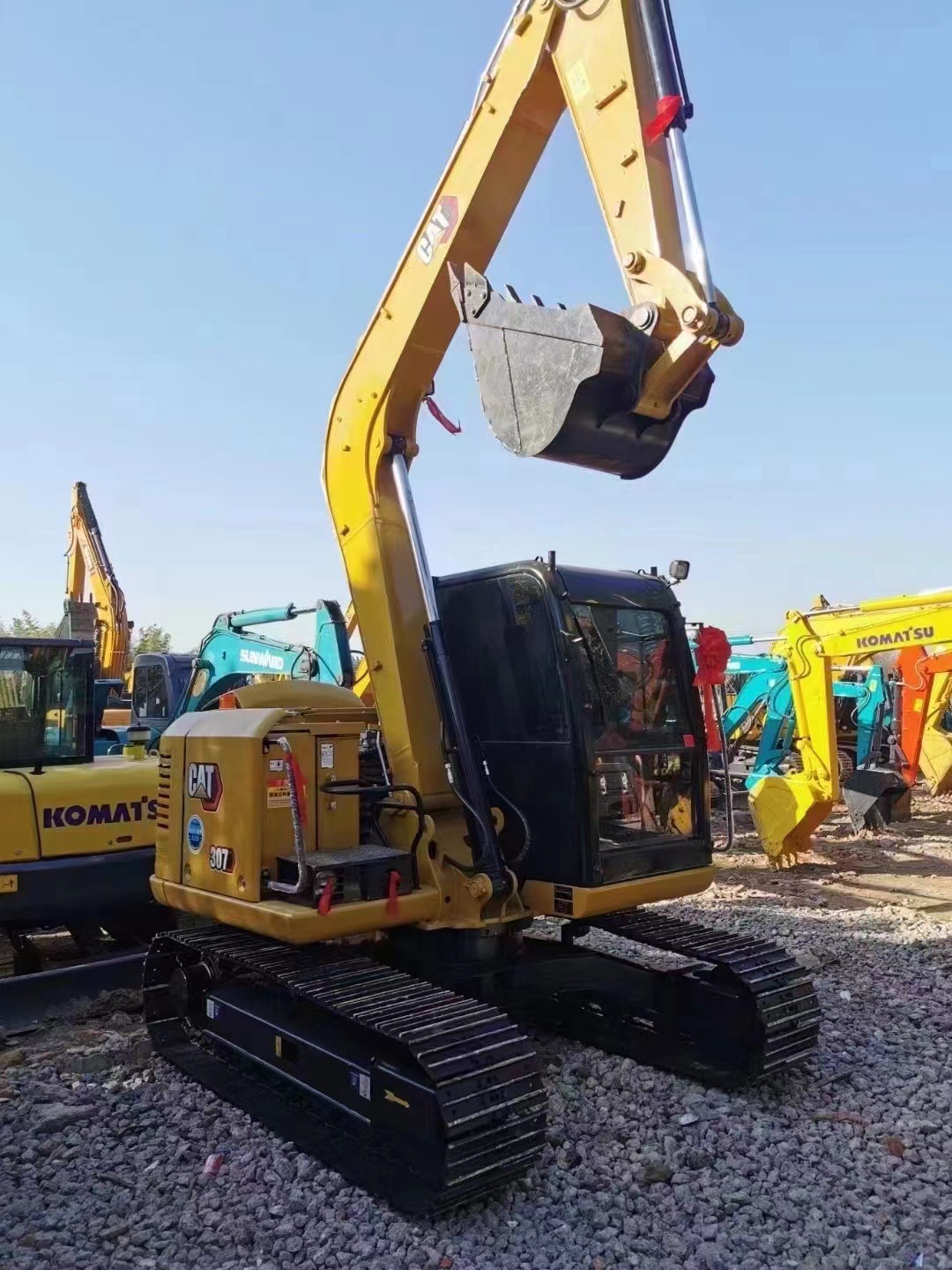 Excavadora Hitachi 70 de segunda mano 75 y 60 para excavar pequeñas