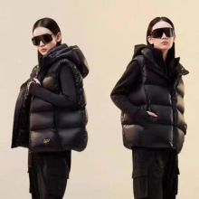 2025���¿�̿���q�R��Ů�Ӻ��Bñ�R�A������q�������⴩���Z�q